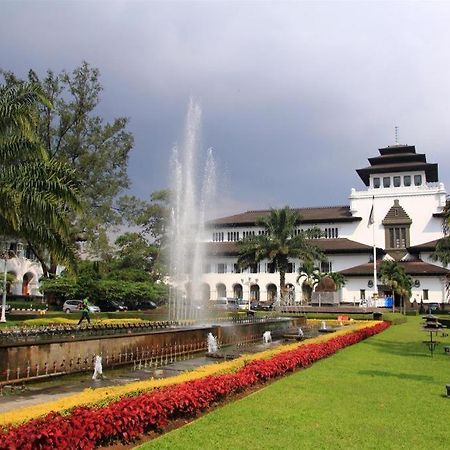 Hotel Pondokan Tjiburial Cimenyan Dış mekan fotoğraf